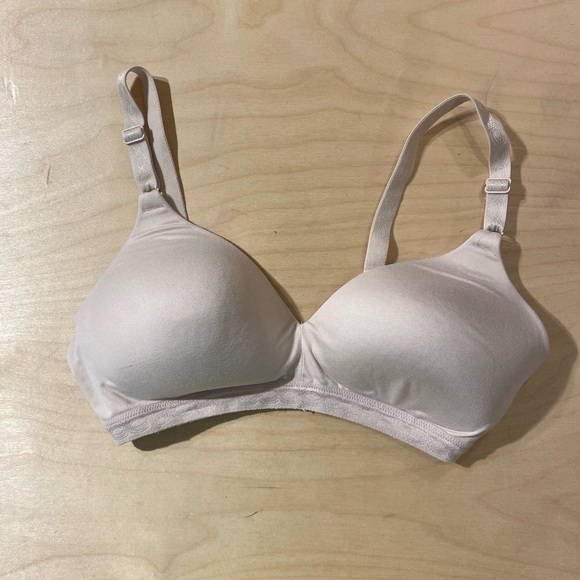 Warners Wireless Bra 36 C (EA) - Picture 3 of 10
